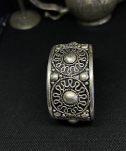 Traditional Moroccan accessories - Handcrafted Silver Bracelet – Timeless Elegance