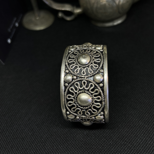 Traditional Moroccan accessories - Handcrafted Silver Bracelet – Timeless Elegance