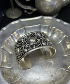 Traditional Moroccan accessories - Handcrafted Silver Bracelet – Timeless Elegance