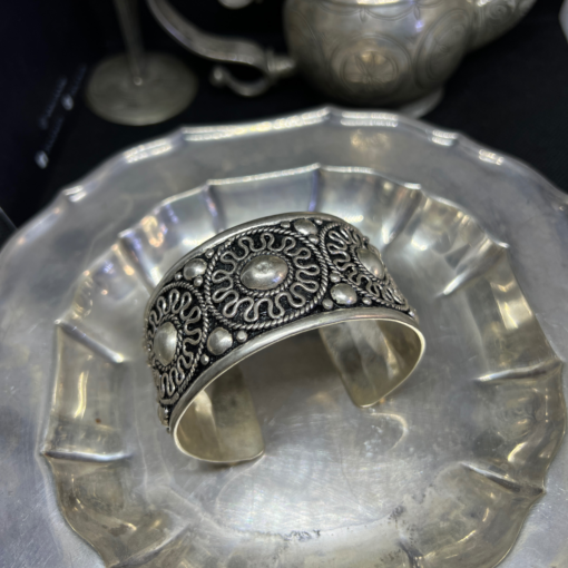 Traditional Moroccan accessories - Handcrafted Silver Bracelet – Timeless Elegance