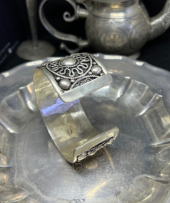 Traditional Moroccan accessories - Handcrafted Silver Bracelet – Timeless Elegance