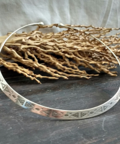 Silver Choker Cuff Necklace: Embrace the Allure of Simplicity