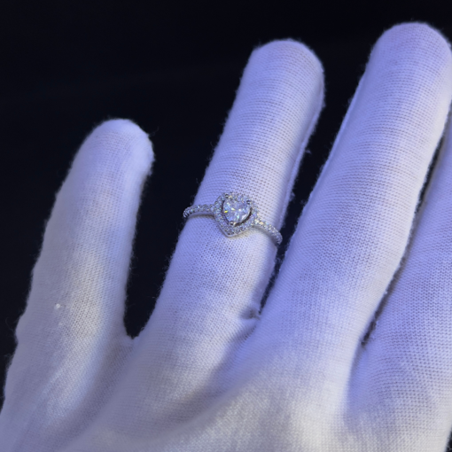 Heart Rings for Women - Silver Fashion with Sparkling Gem
