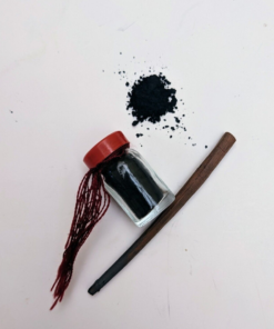 Intense Definition and Long-Lasting Wear: Kohl Eyeliner for Bold and Nourished Eyes - Shop Now