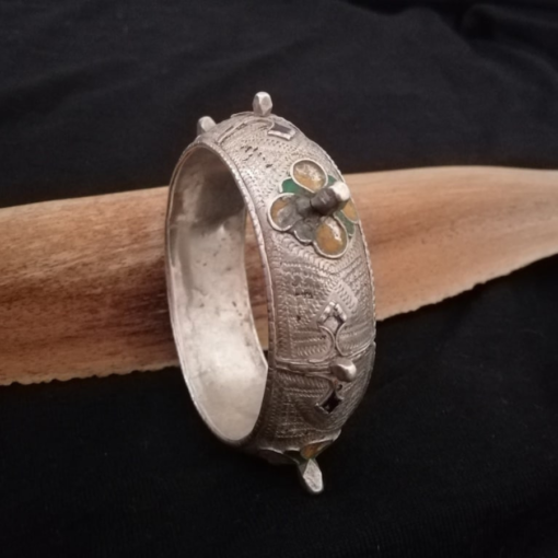 Timeless Elegance with Vintage Sterling Silver Bangle Bracelets | Shop Now at Zoos Jewelry