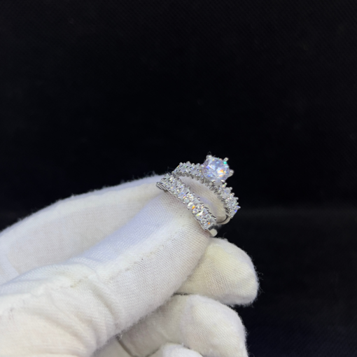 Elegant Silver Engagement Rings for Women – Sparkling Zircon Stones