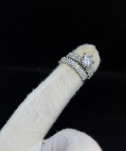 Elegant Silver Engagement Rings for Women – Sparkling Zircon Stones