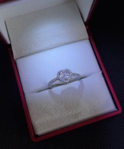 Heart Rings for Women - Silver Fashion with Sparkling Gem