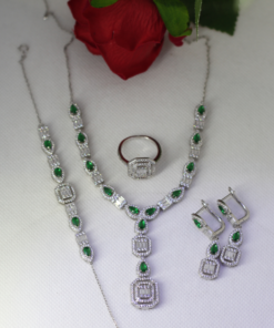 Discover Elegance: Green Jewelry Set - Buy Now!