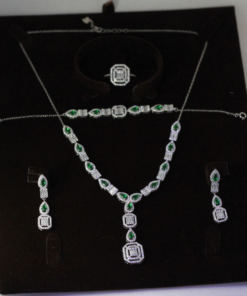 Discover Elegance: Green Jewelry Set - Buy Now!