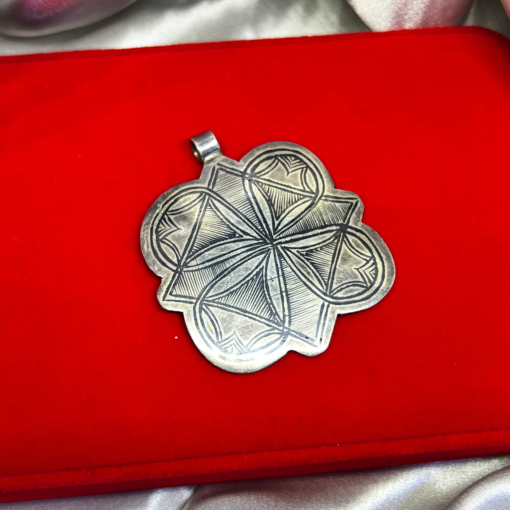 Exquisite Antique Silver Necklace – Handmade Berber Jewelry
