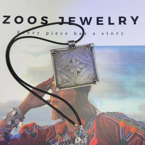 Exquisite Tribal Necklace – Handmade Silver with Amazigh Engraving