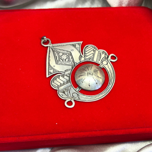 Talisman Tuareg – Handmade Silver Berber Pendant for Protection
