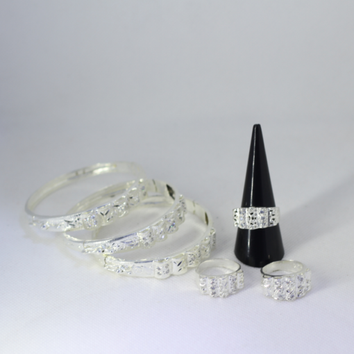 Symbolize Love with Our Handmade Moroccan Wedding Bracelet - Dhaz Tradition in Silver