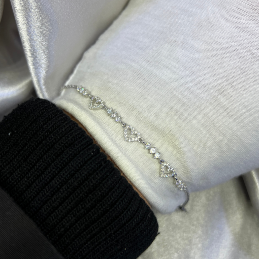 Charming Silver Tiny Heart Bracelet – 925 Silver & Zircon Sparkle