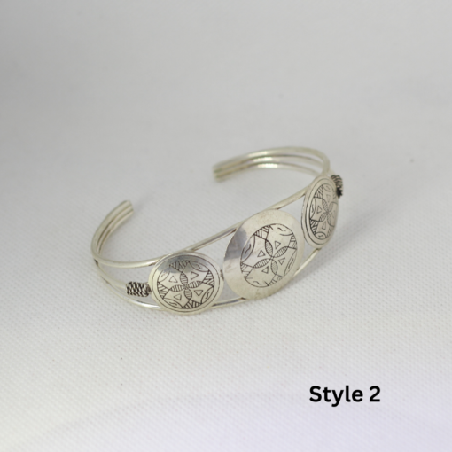 Silver Moroccan Bracelet: Embracing the Elegance of Moroccan Craftsmanship Beauty