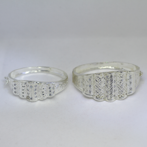Elevate Your Look with Our Handmade Moroccan Bracelet - A Symbol of Dhaz Tradition in Silver