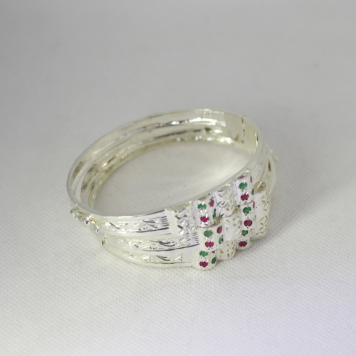 Elevate Your Wedding with Handmade Moroccan Wedding Jewelry - Dhaz Tradition in Silver