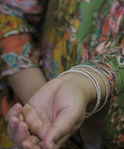 Exclusive Handmade Moroccan Bangle – 7 Chain Bracelets