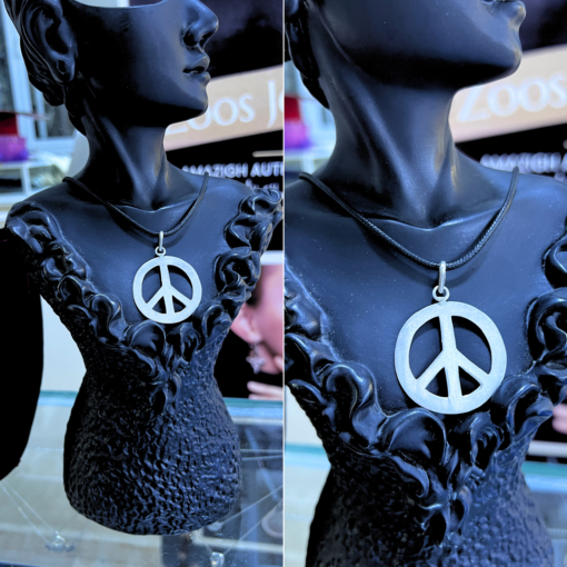 Silver Peace Sign Necklace – Inspiring Symbol of Unity & Strength