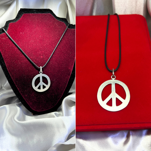 Silver Peace Sign Necklace – Inspiring Symbol of Unity & Strength